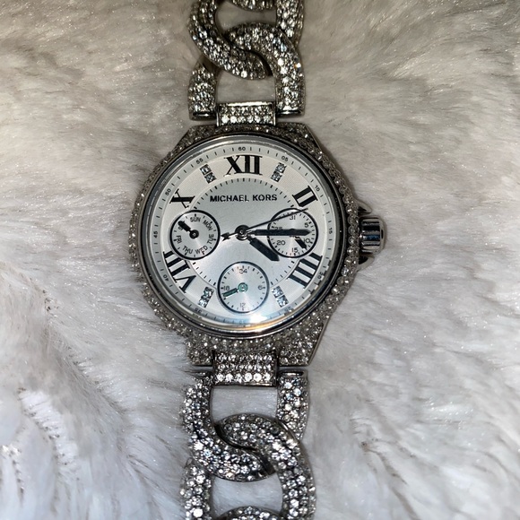 Michael Kors Jewelry - Michael Kors Silver Sparkly Wrist Watch